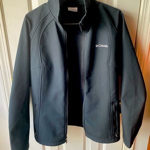 Women’s Columbia Softshell Jacket